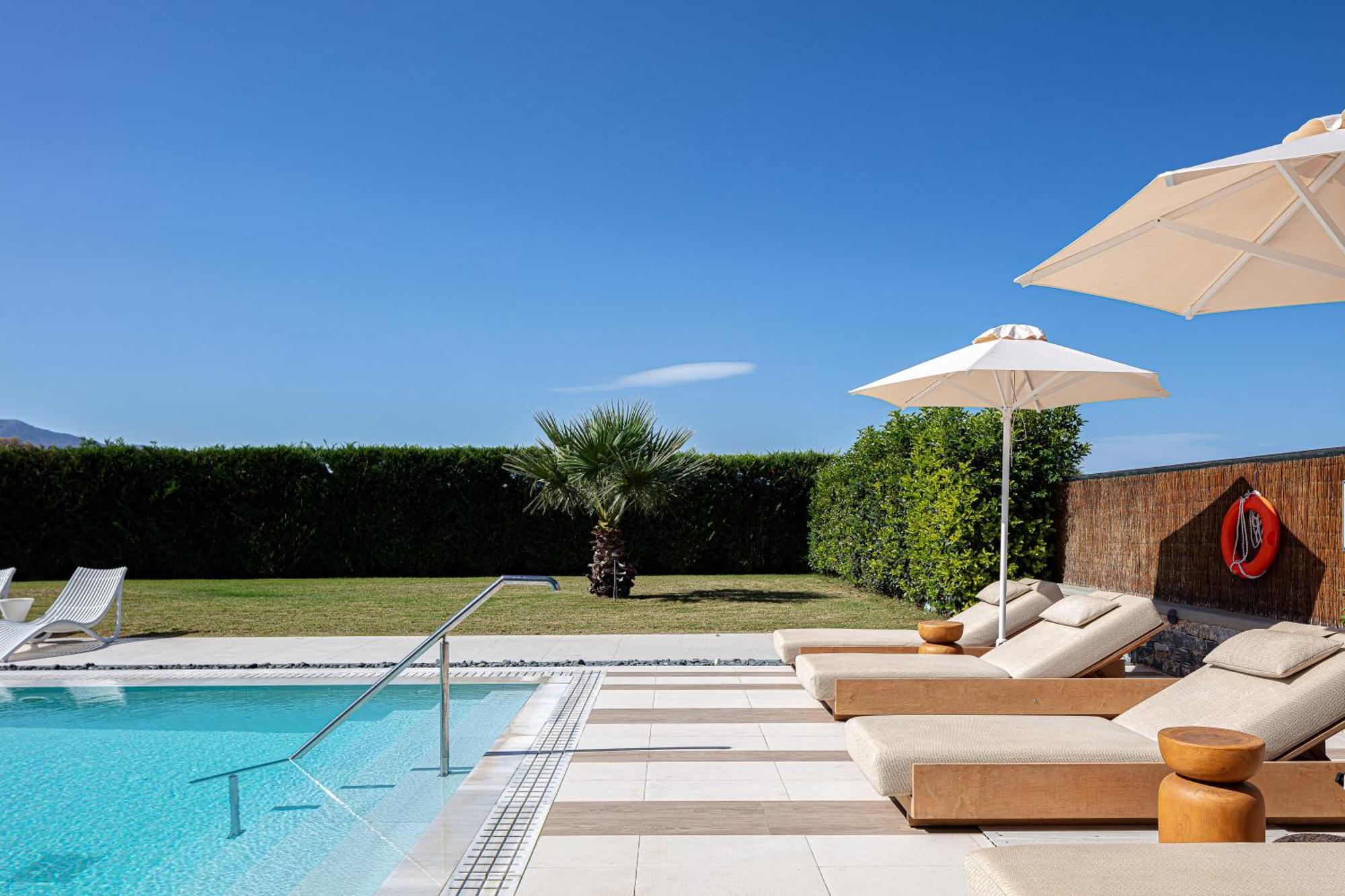 Terrazzo Luxury Villas Pigianos Kampos  エクステリア 写真